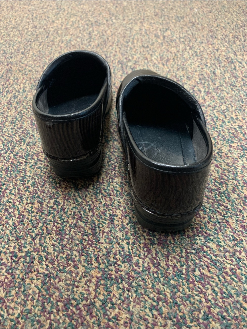 Dansko Women’s XP Professional Stripped Leather Dark Brown Slip Resistant Clogs - Picture 3 of 10